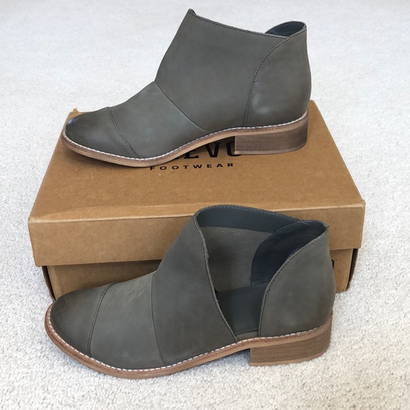 NWB Crevo Coralie Ankle Boot - Picture 3 of 7